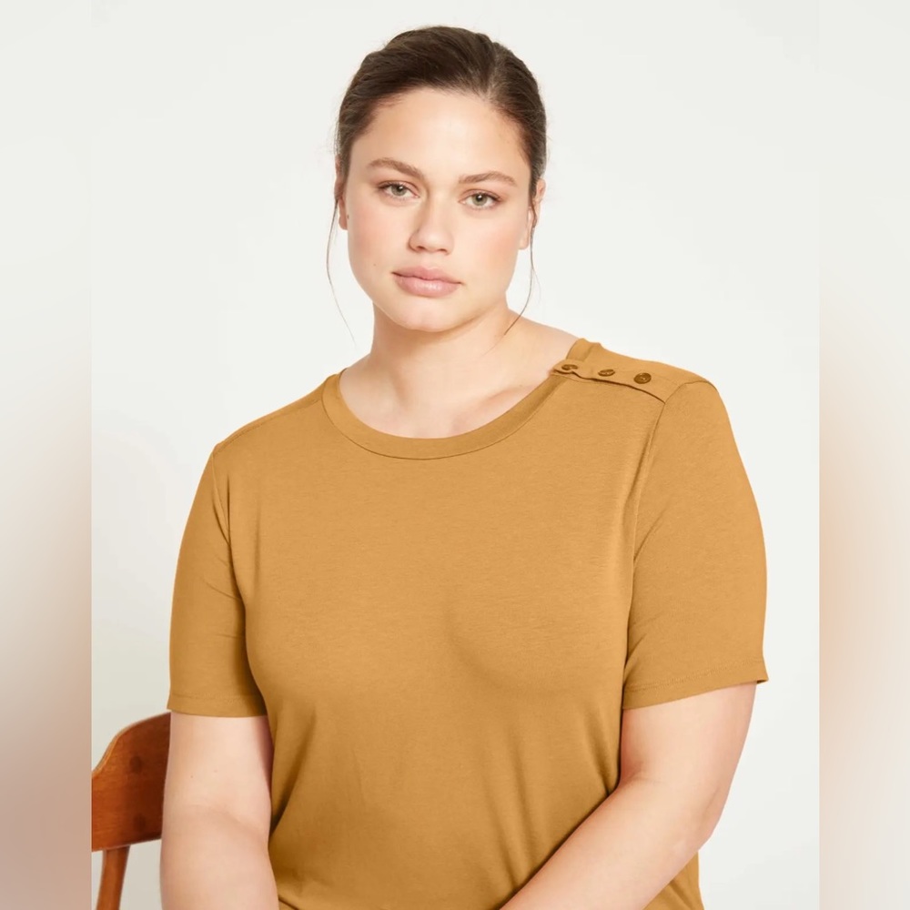 [Universal Standard] Elevated Buttons Tee